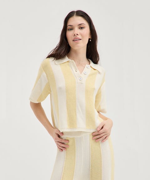 Polo en tricot rayé